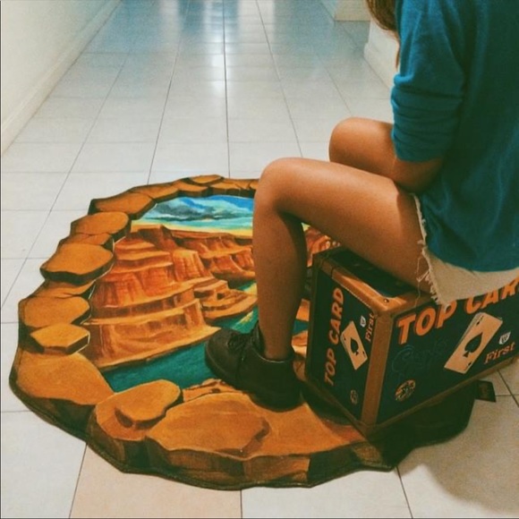 Rug - Picture 6 of 7